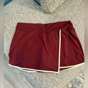 Old Navy Burgundy Active Skort